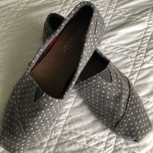 Size 10 Toms Classics